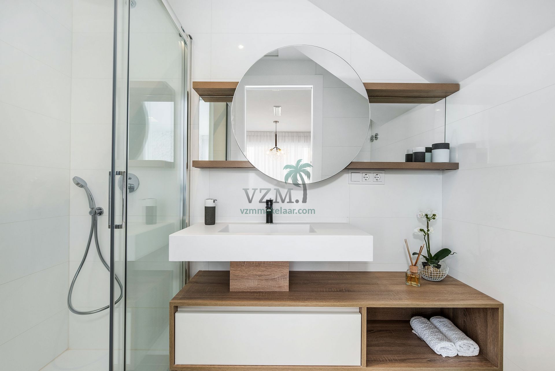 Luxe half vrijstaande villa's - VZM Makelaar