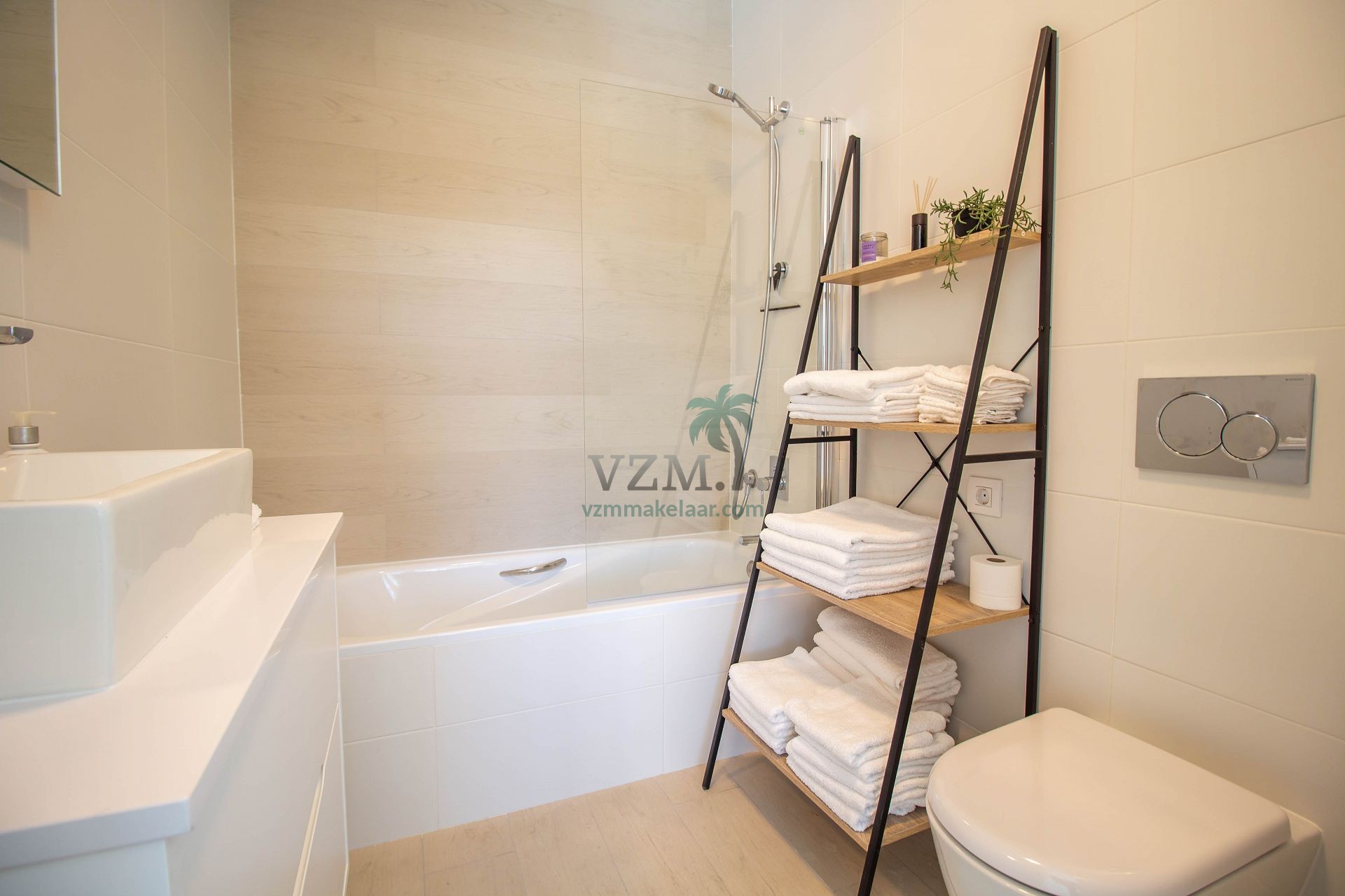 Super Luxe appartement bij Golf&Countryclub LAS COLINAS  - VZM Makelaar