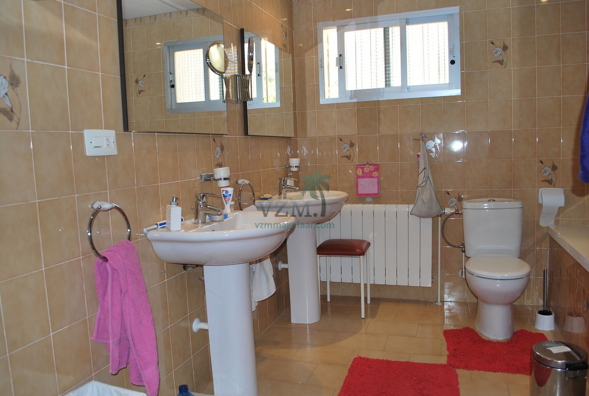 Op unieke locatie gelegen villa met fenomenaal mooi uitzicht - VZM Makelaar