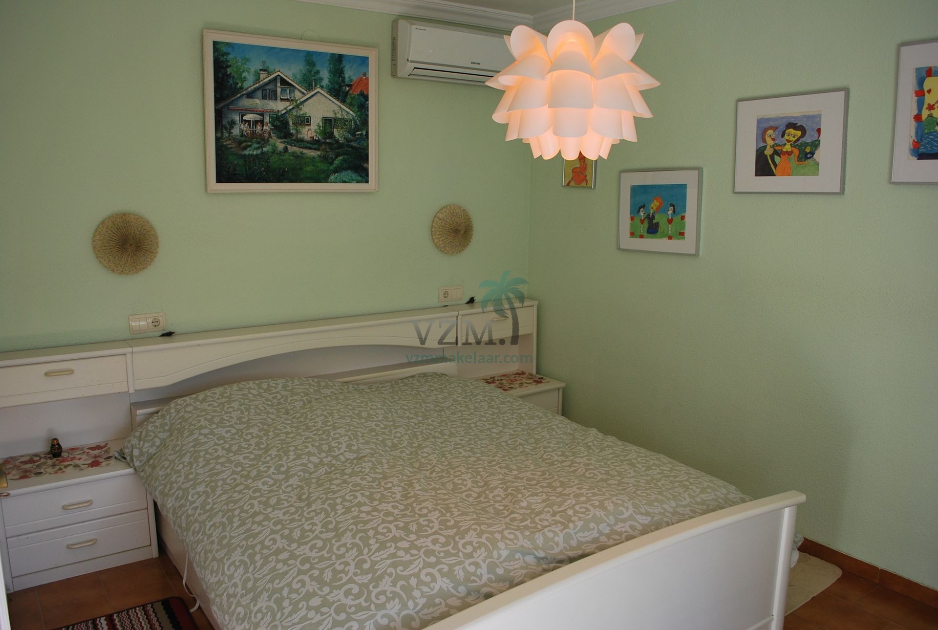 Op unieke locatie gelegen villa met fenomenaal mooi uitzicht - VZM Makelaar