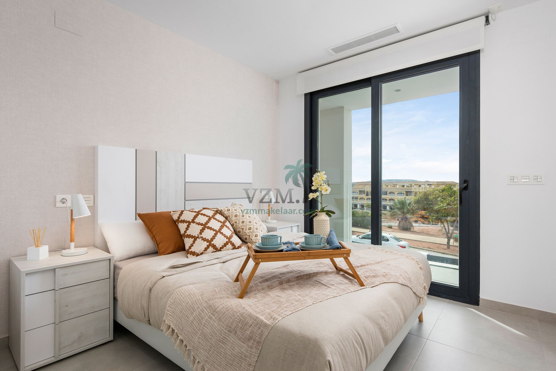 Prachtig afgewerkte vrijstaande villa's met privé zwembad - VZM Makelaar