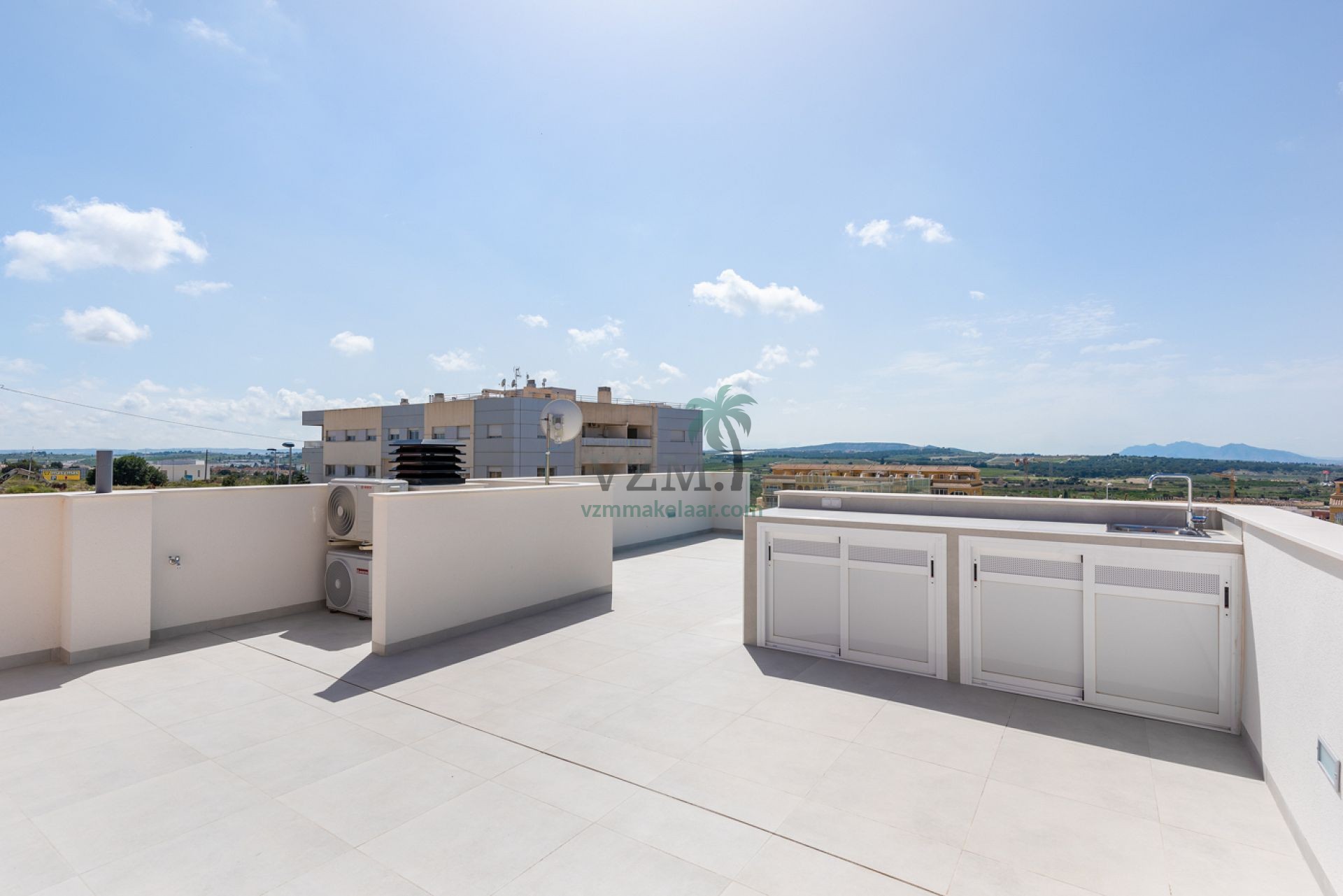 Prachtig afgewerkte vrijstaande villa's met privé zwembad - VZM Makelaar