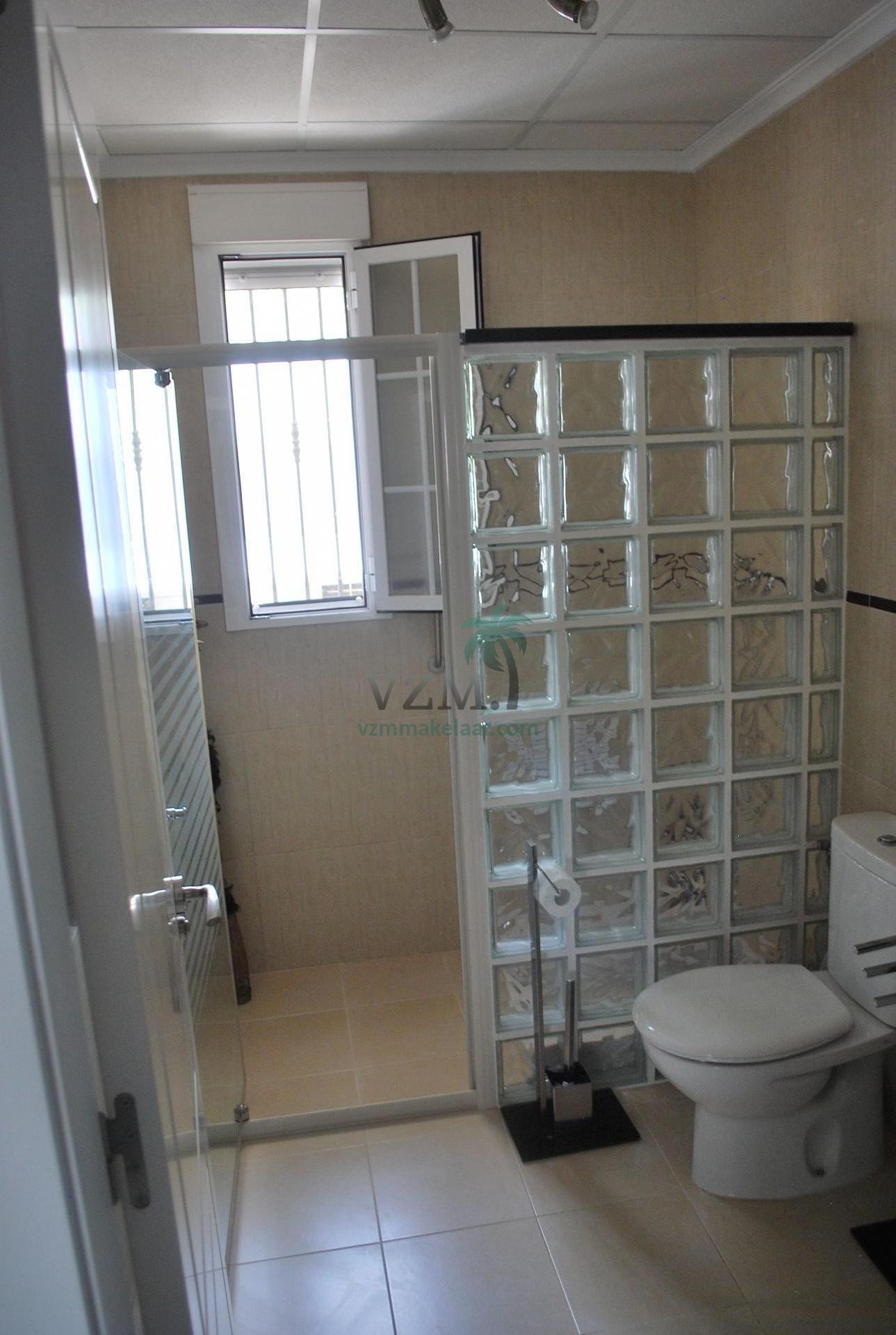 Prachtige ruime Villa op groot perceel - VZM Makelaar