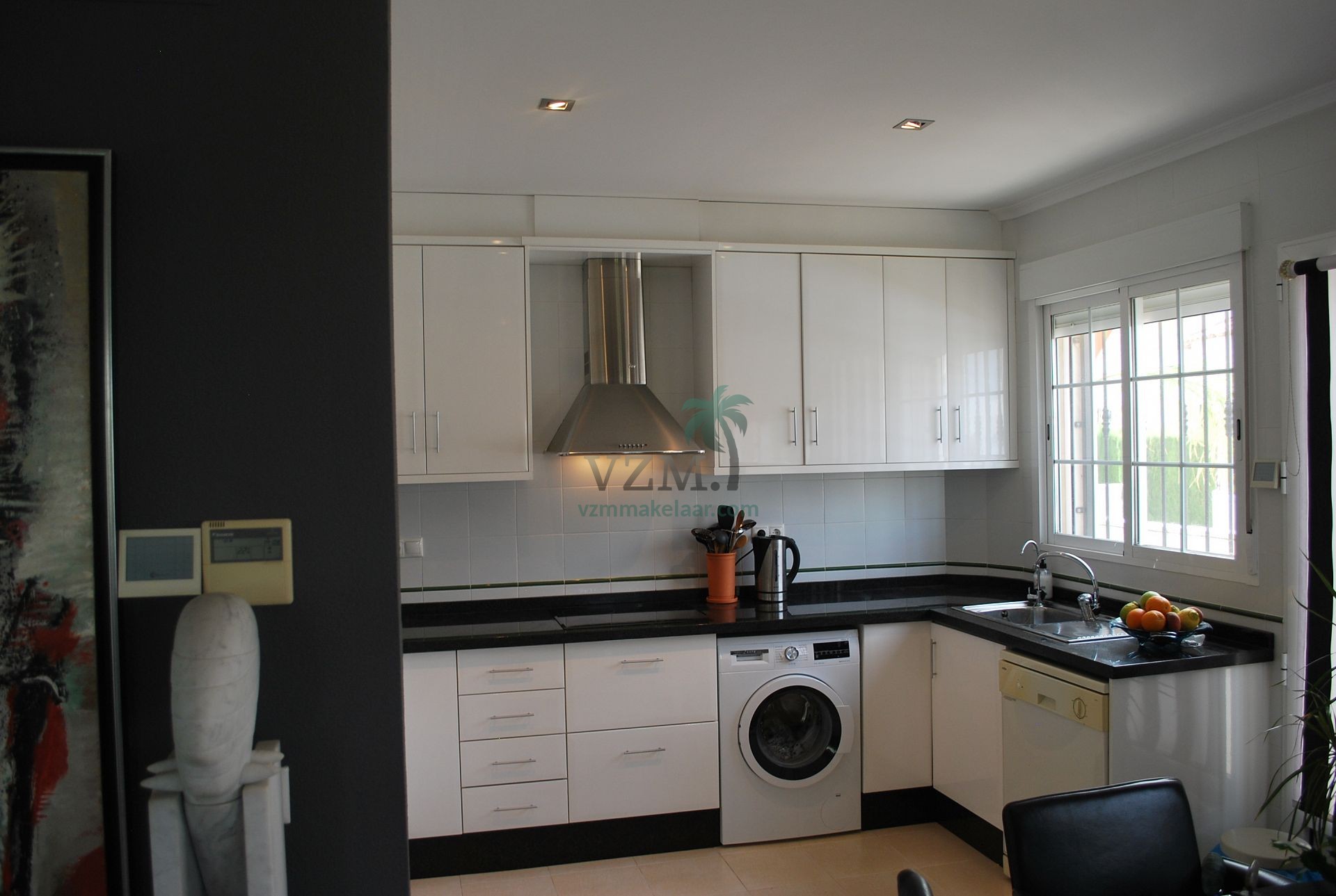 Prachtige ruime Villa op groot perceel - VZM Makelaar