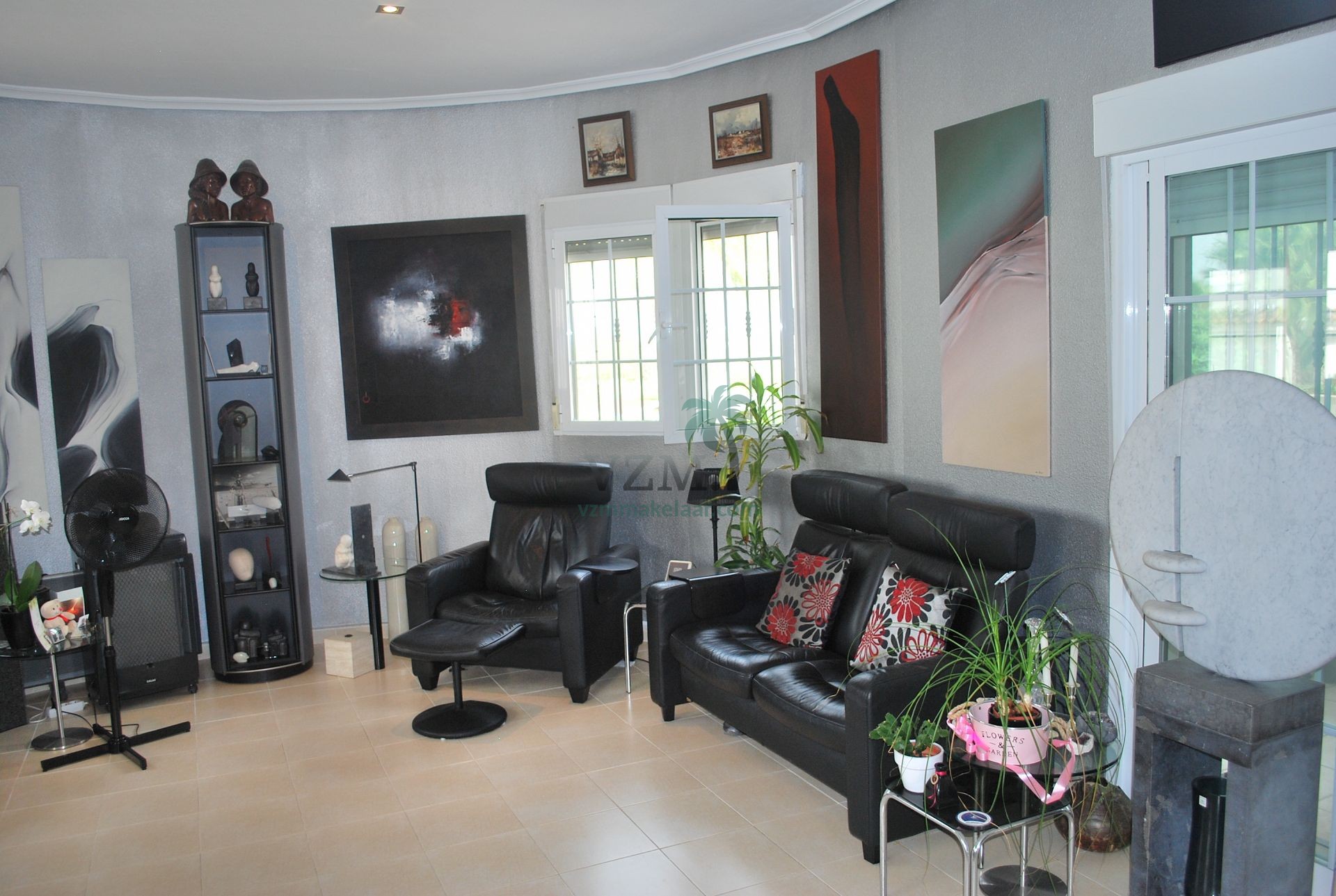 Prachtige ruime Villa op groot perceel - VZM Makelaar