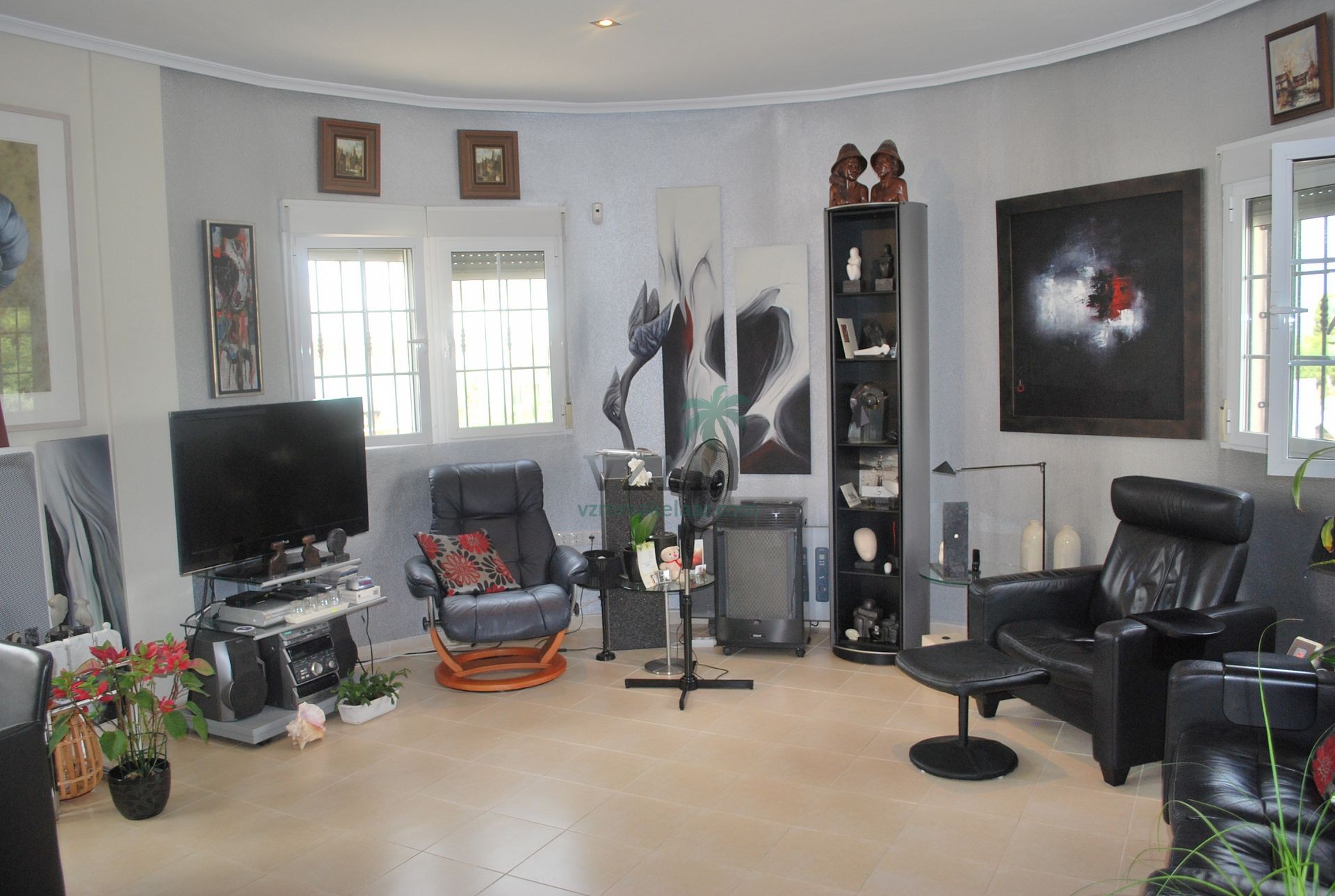 Prachtige ruime Villa op groot perceel - VZM Makelaar