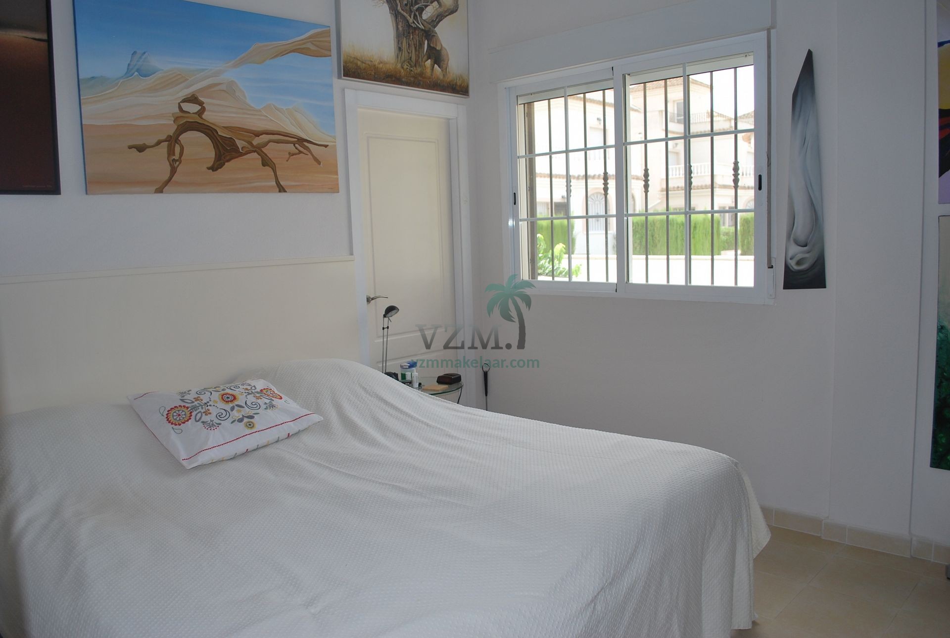 Prachtige ruime Villa op groot perceel - VZM Makelaar