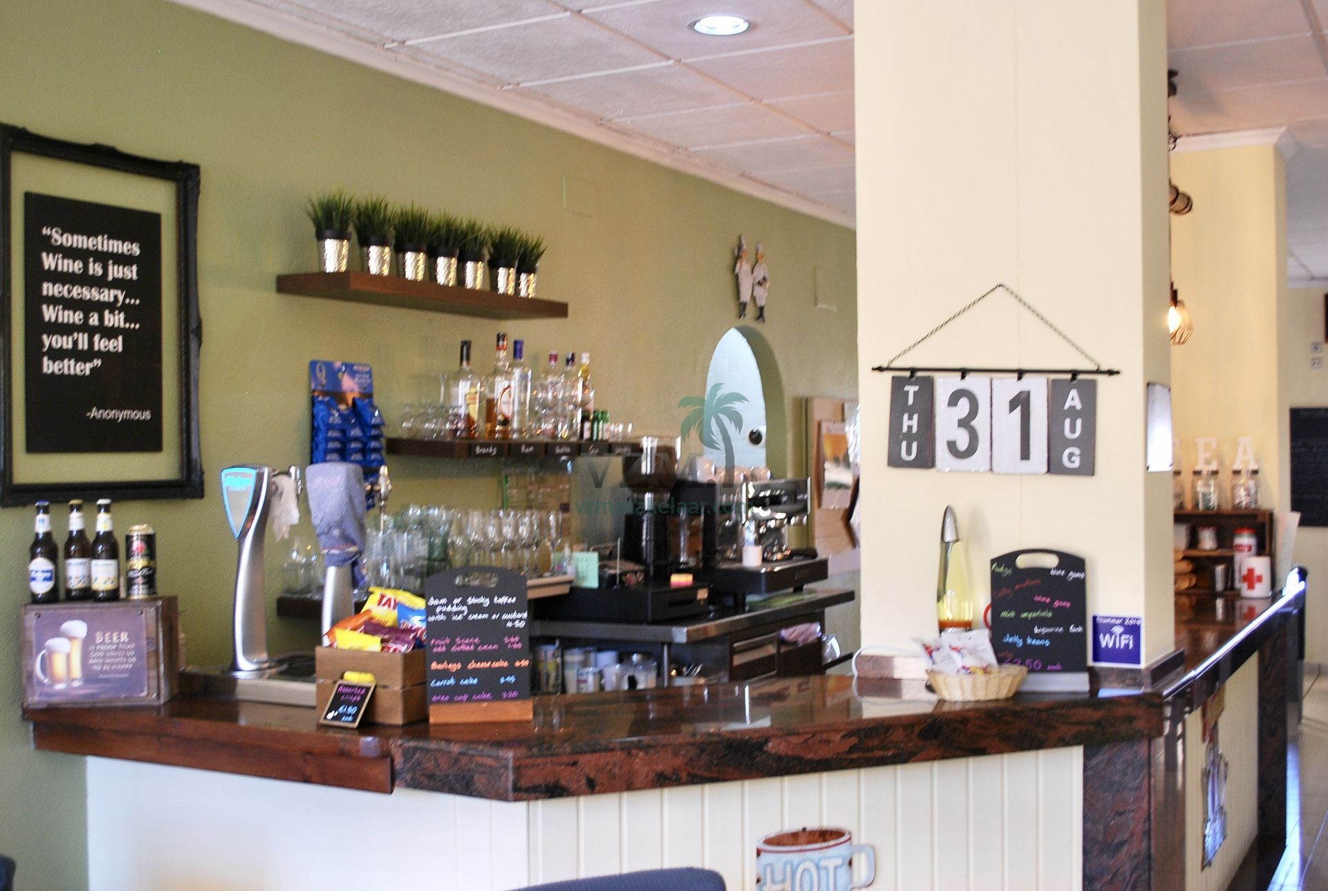 Goed lopend café ter overname aangeboden - VZM Makelaar