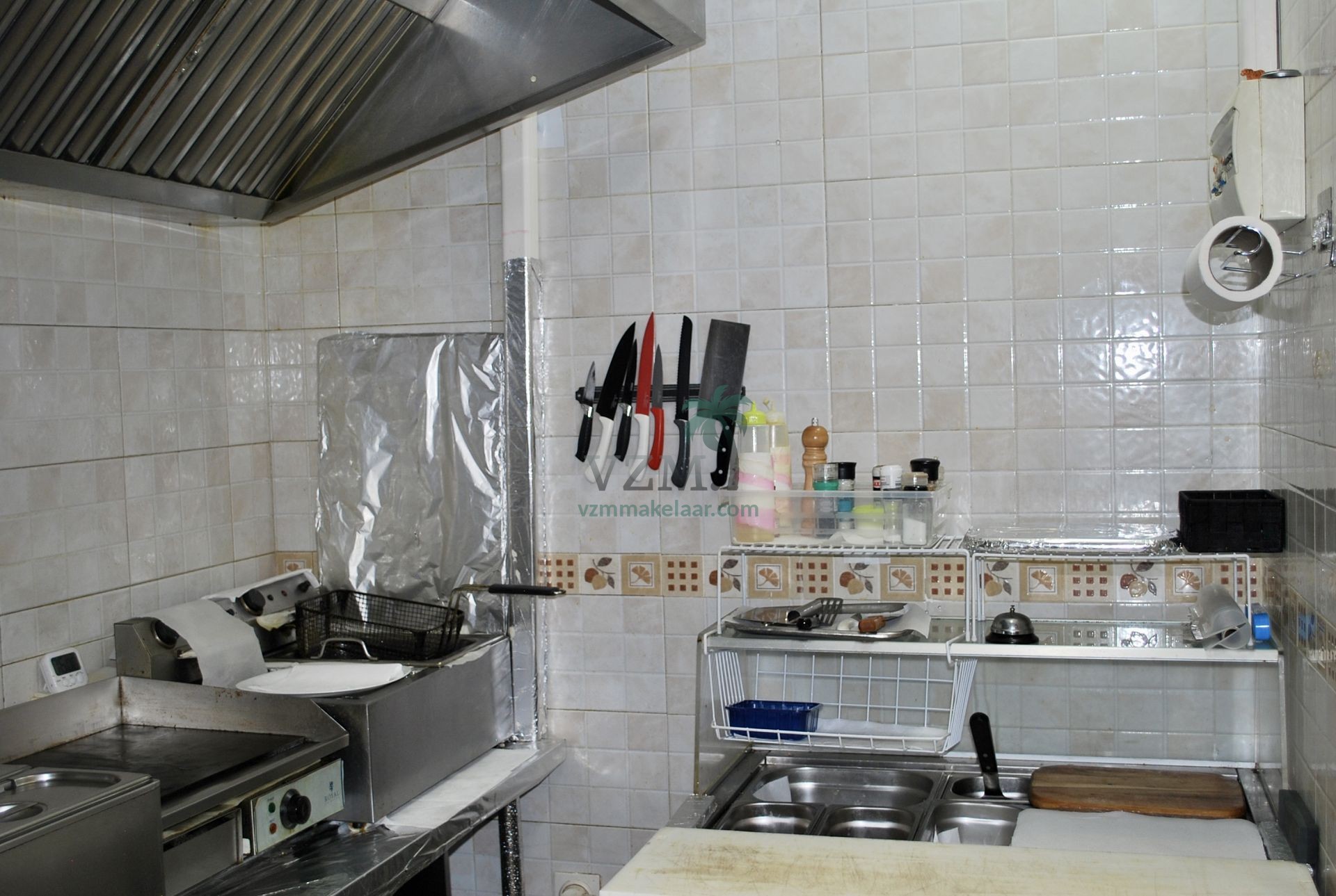 Goed lopend café ter overname aangeboden - VZM Makelaar