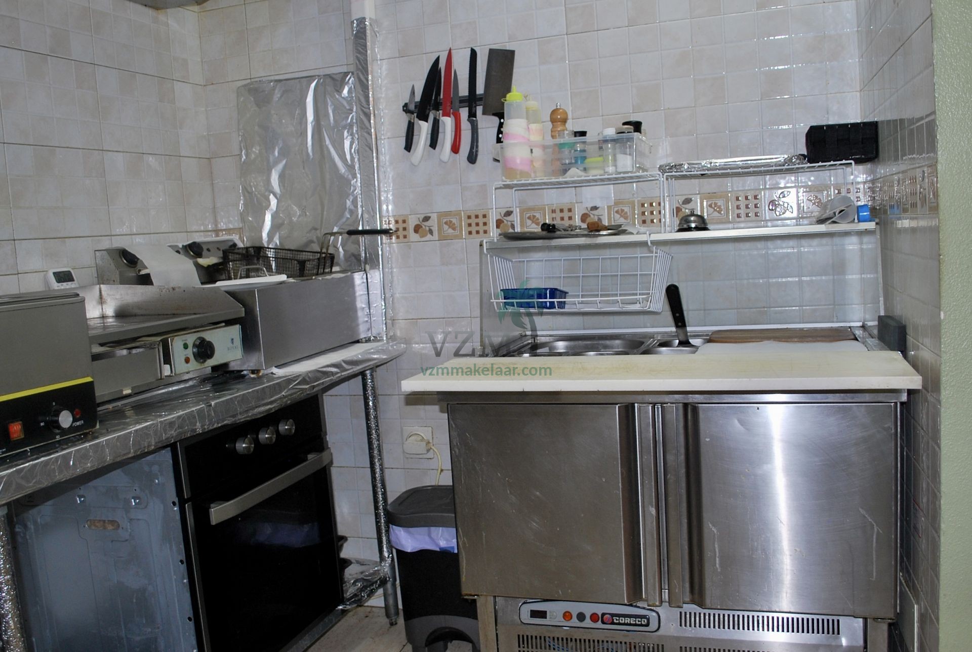 Goed lopend café ter overname aangeboden - VZM Makelaar