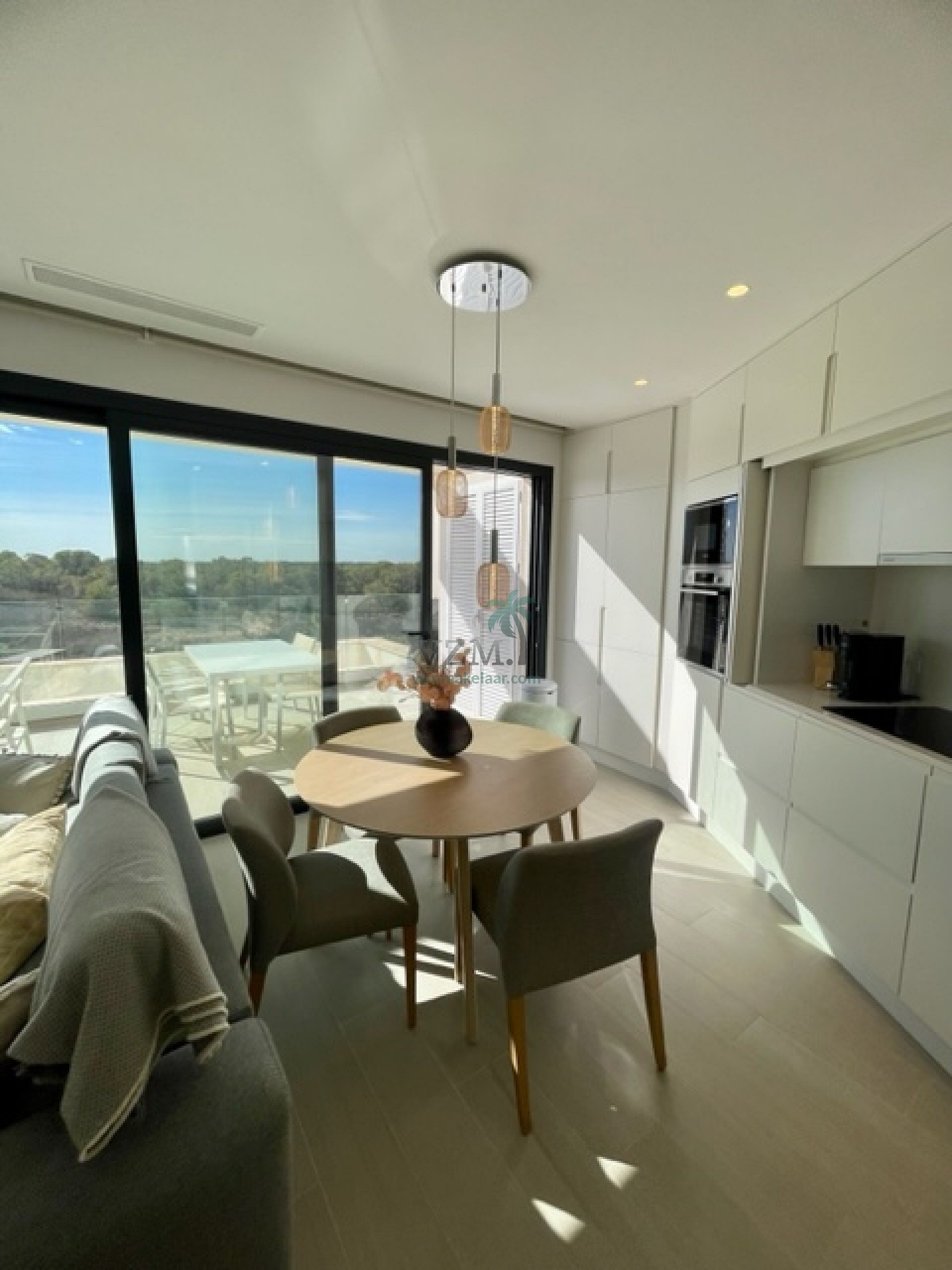 Super Luxe Appartement met Panoramisch uitzicht - VZM Makelaar