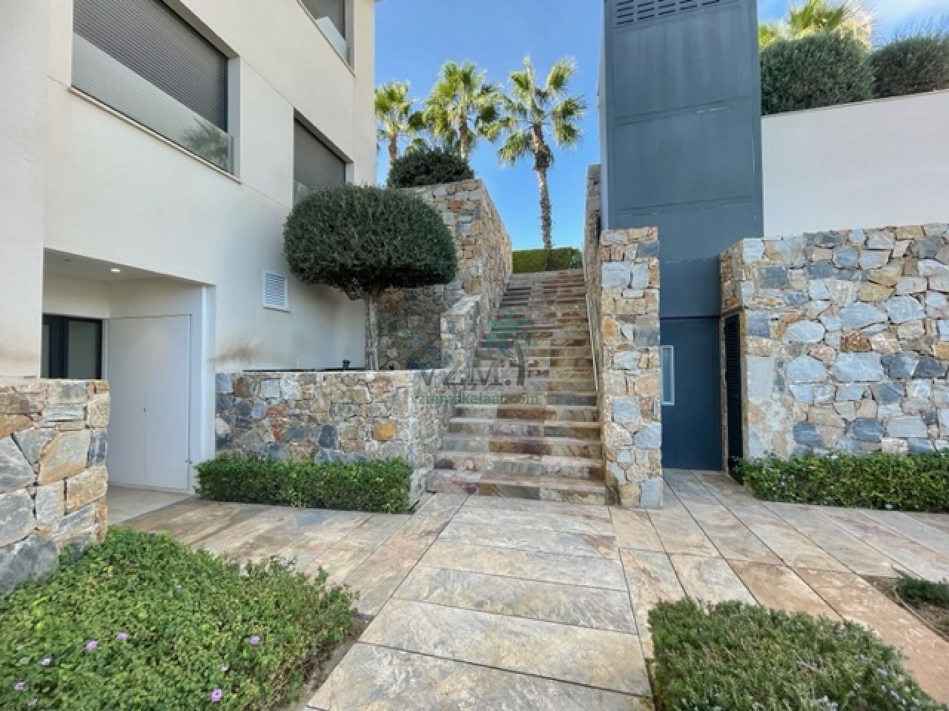 Super Luxe Appartement met Panoramisch uitzicht - VZM Makelaar