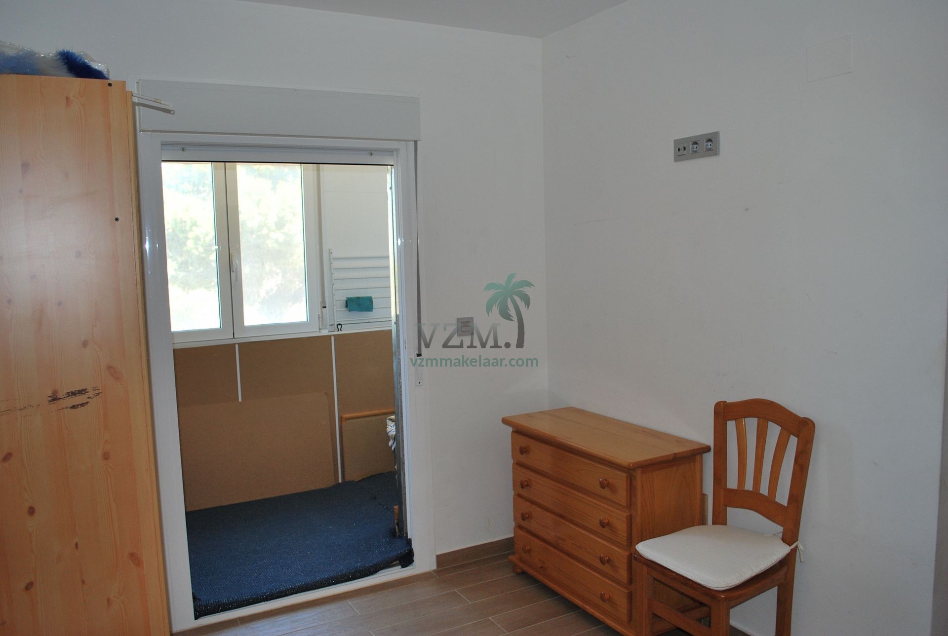 Leuke bestaande tussenwoning in de urbanisatie La Marina - VZM Makelaar