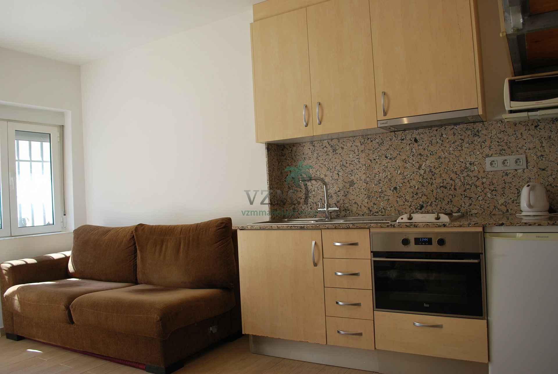 Leuke bestaande tussenwoning in de urbanisatie La Marina - VZM Makelaar