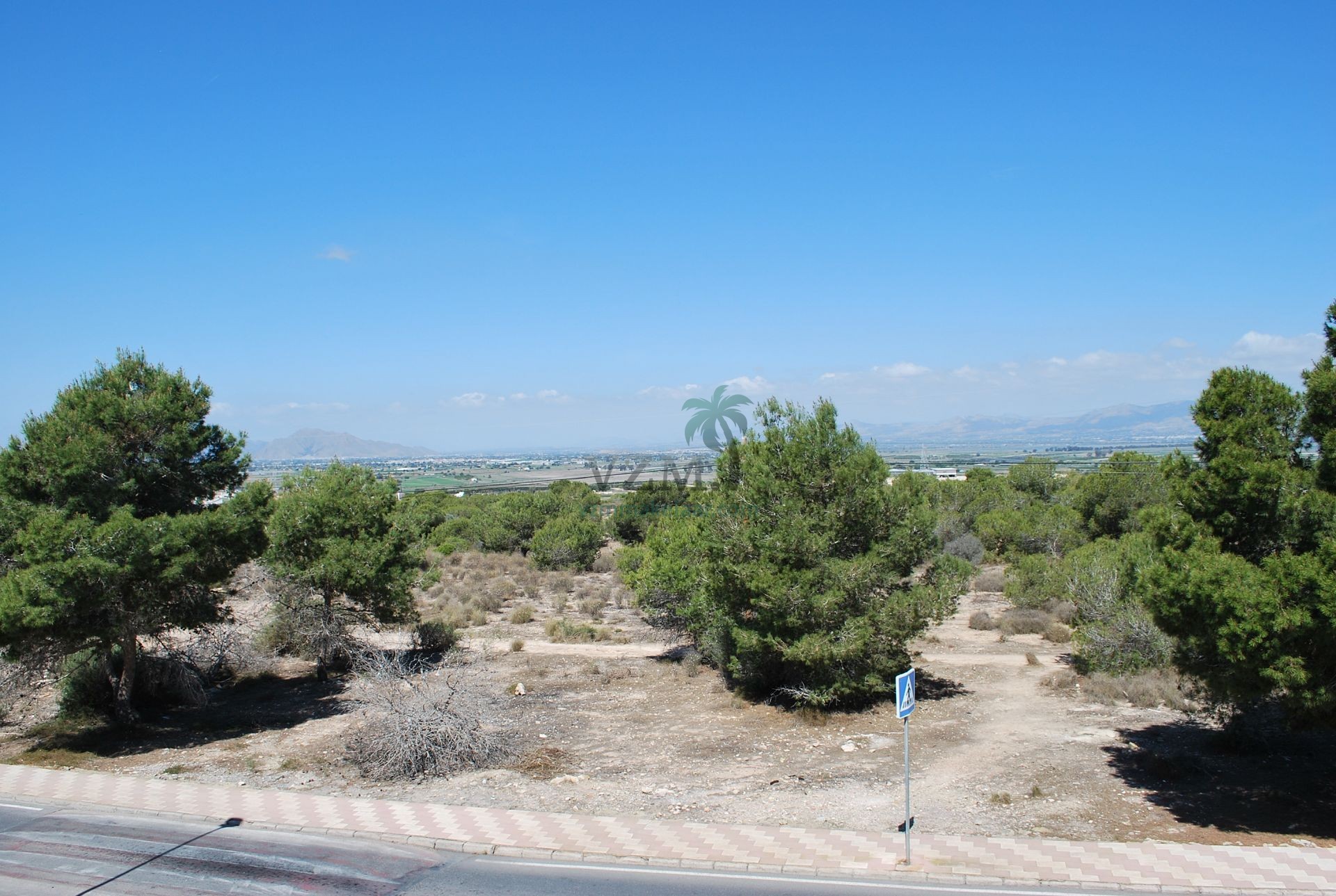 Leuke bestaande tussenwoning in de urbanisatie La Marina - VZM Makelaar