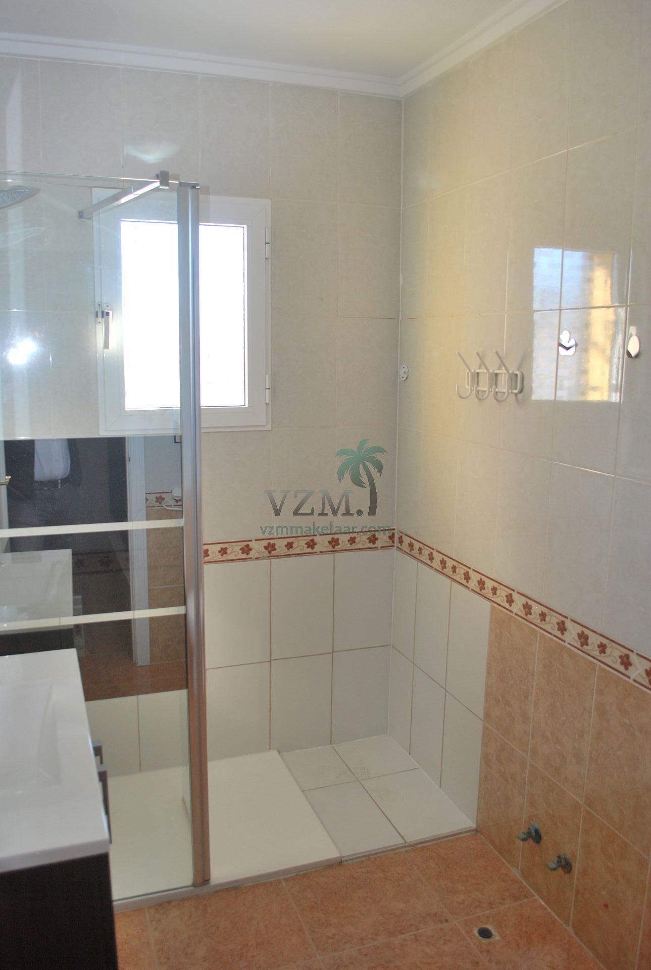 Half vrijstaande woning urbanisatie La Marina - VZM Makelaar