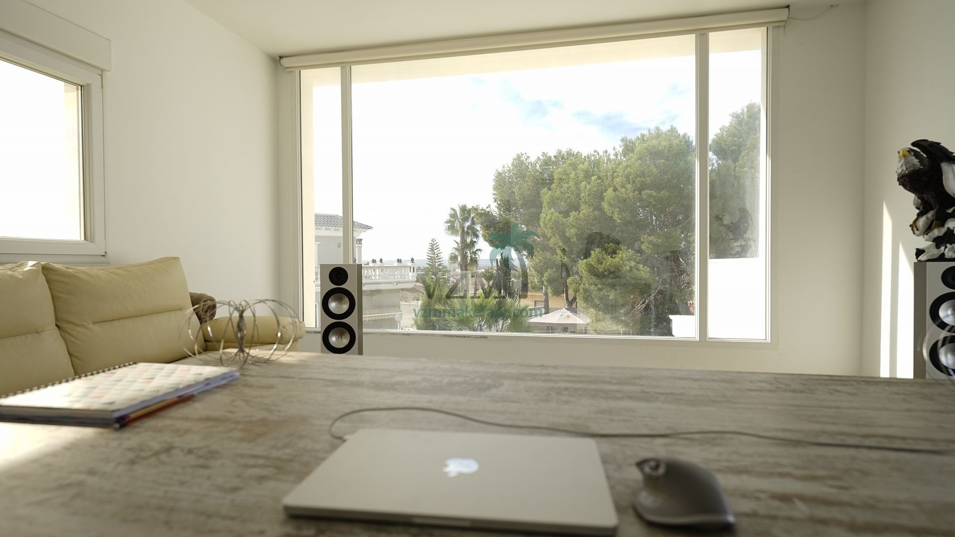 Prachtige villa op groot perceel - VZM Makelaar