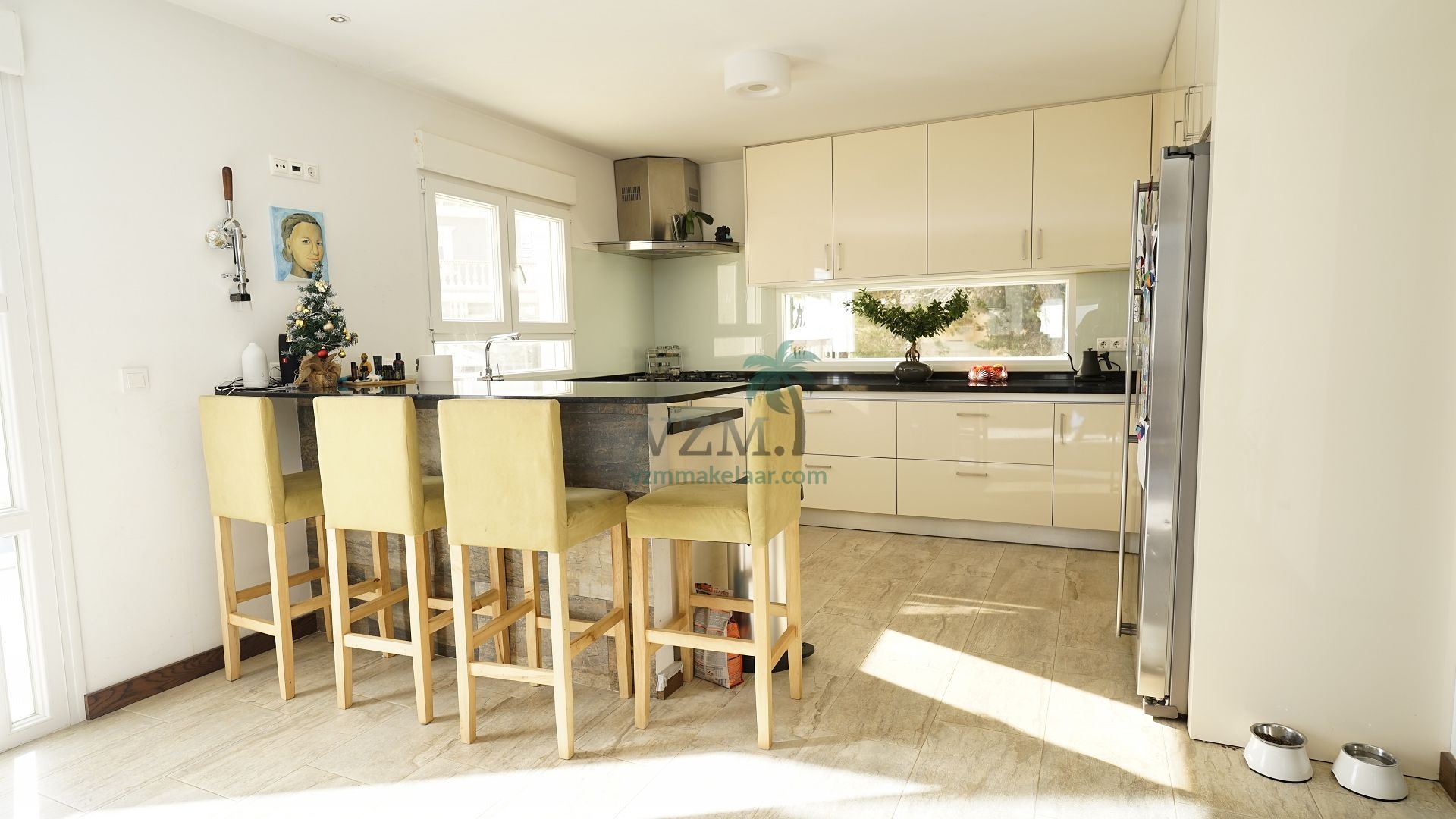 Prachtige villa op groot perceel - VZM Makelaar