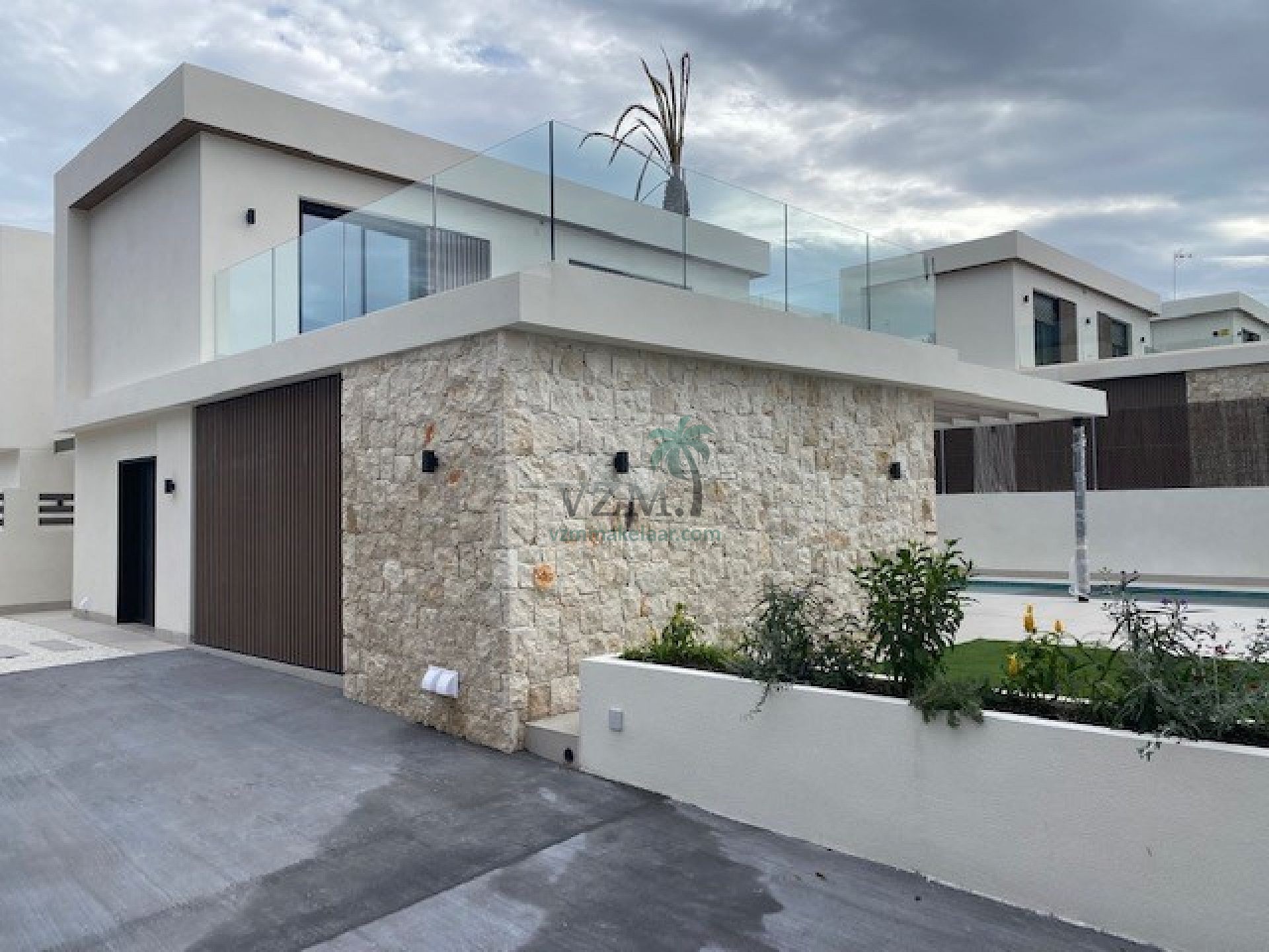4 Villa's gelegen in Lomas de Cabo Roig - VZM Makelaar