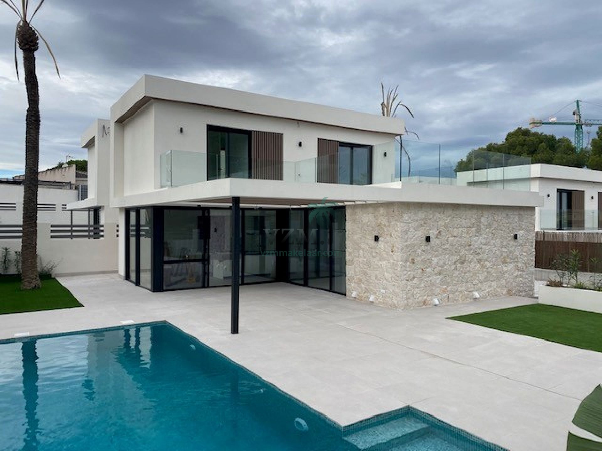 4 Villa's gelegen in Lomas de Cabo Roig - VZM Makelaar