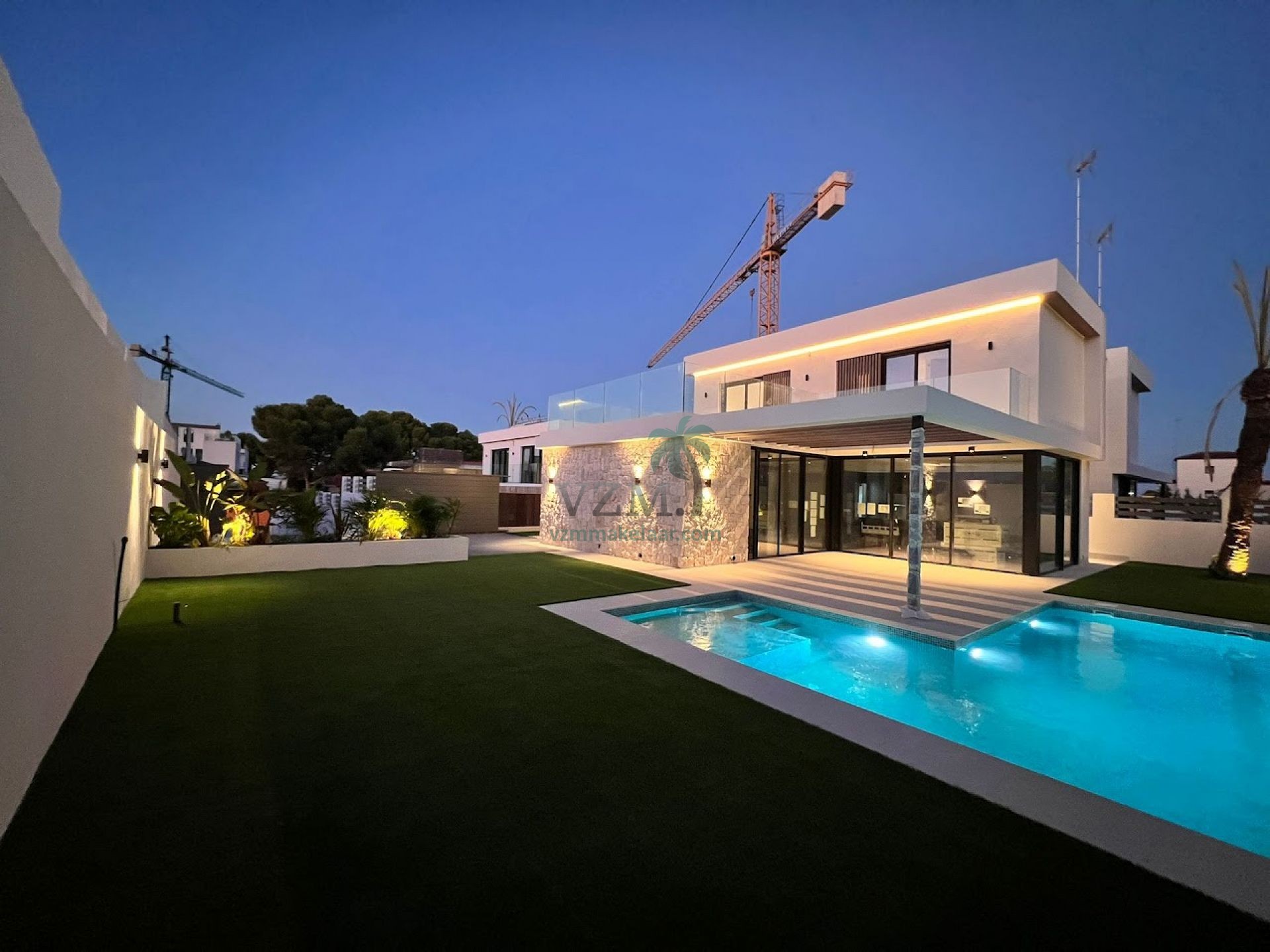 4 Villa's gelegen in Lomas de Cabo Roig - VZM Makelaar
