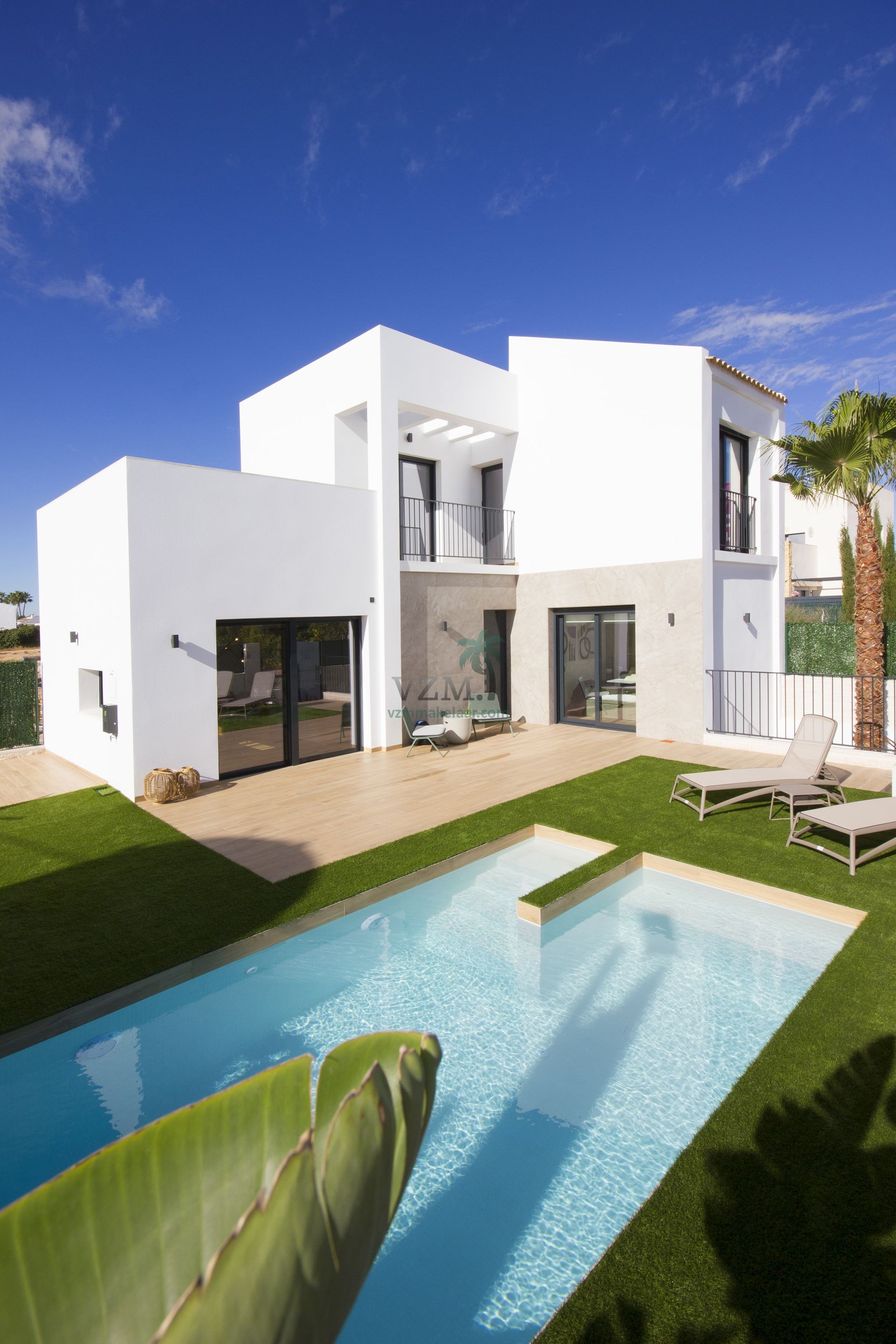 Villa Palma in Ciudad Quesada (Rojales) is een werkelijk geweldig modern mediterraan huis - VZM Makelaar